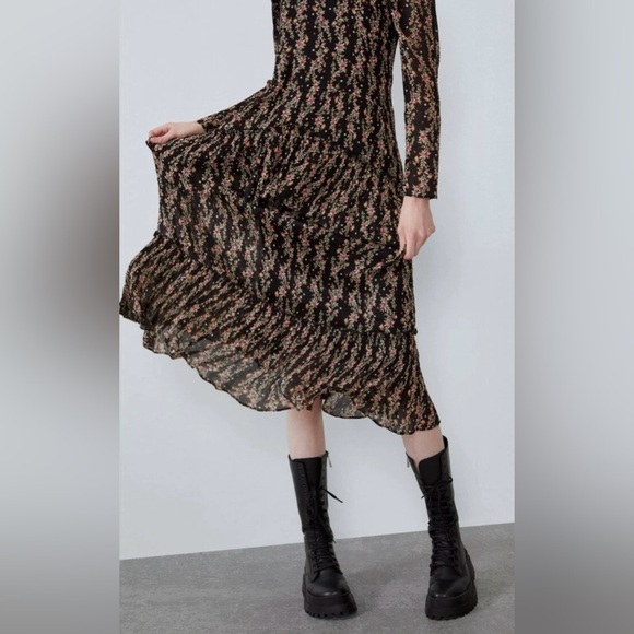 Zara Black Floral Pleated Ruffle Midi Maxi Dress Bloggers Fave Bohemian Crinkle - Picture 14 of 17